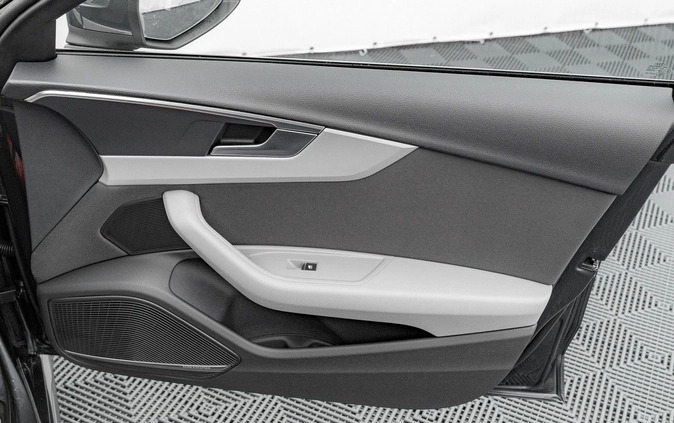 Audi A4 cena 146850 przebieg: 105228, rok produkcji 2020 z Drawsko Pomorskie małe 704